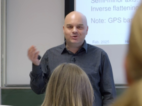 Th. Hertweck